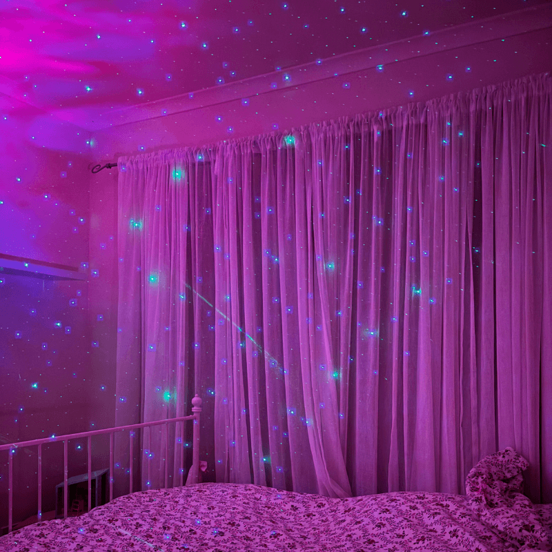 Astronaut Galaxy Projector Kids' Night Light - Carry Light