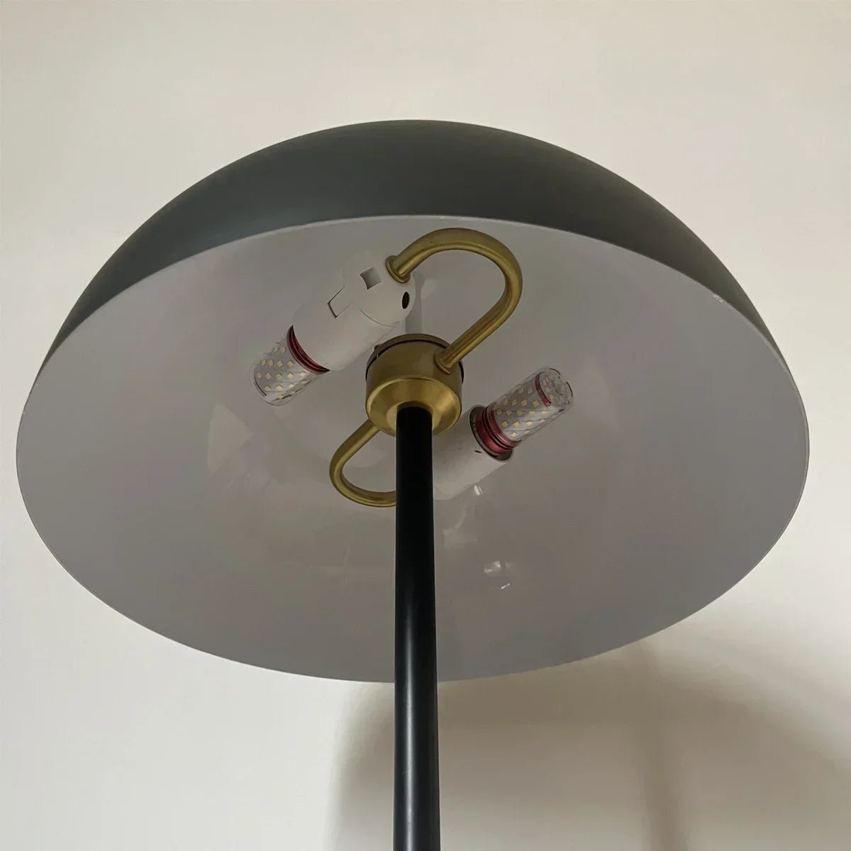 Scandinavian Floor Lamp – Minimalist Mushroom Design - Carry Light